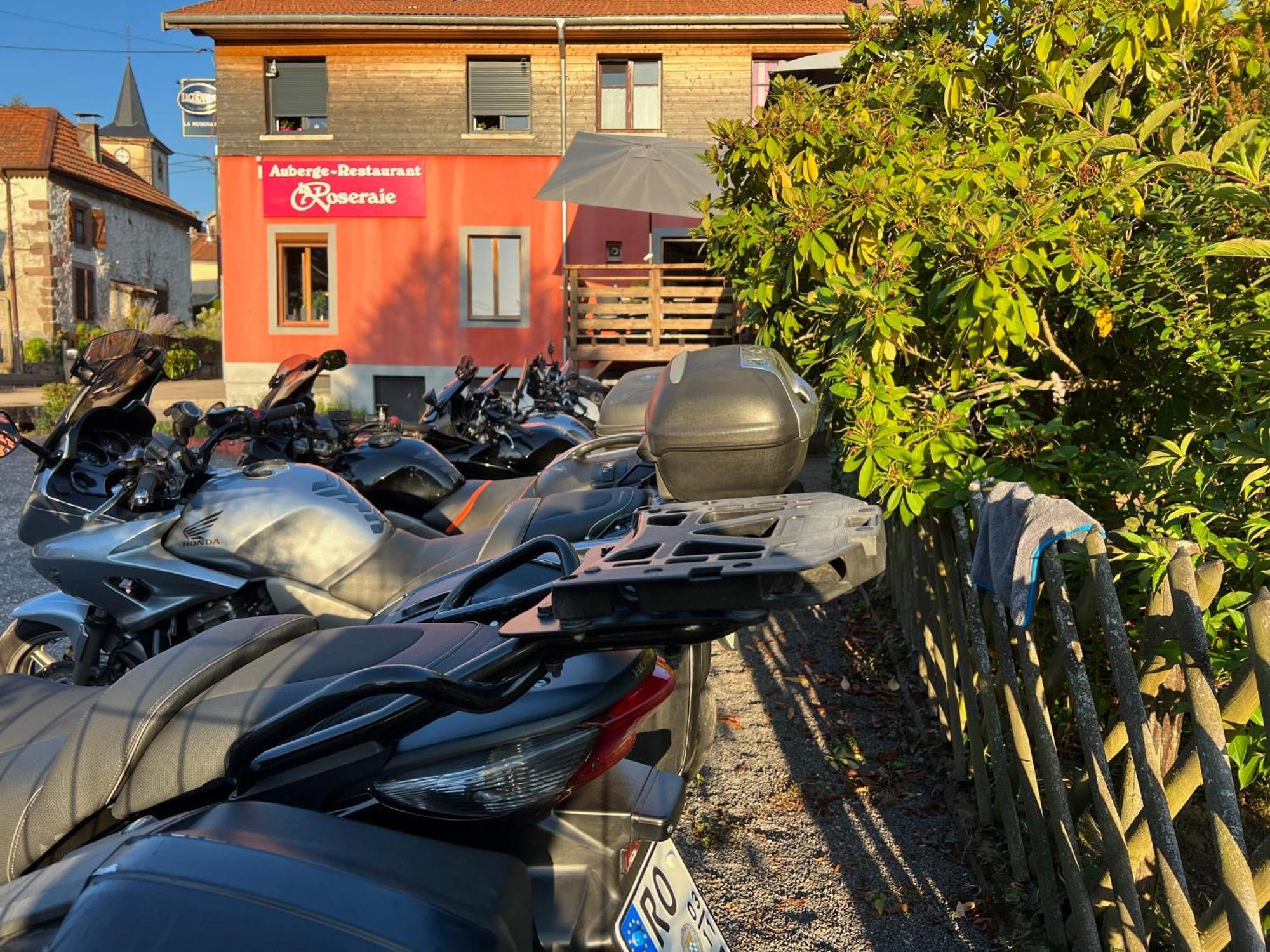 Auberge Restaurant La Roseraie Grandrupt Buitenkant foto
