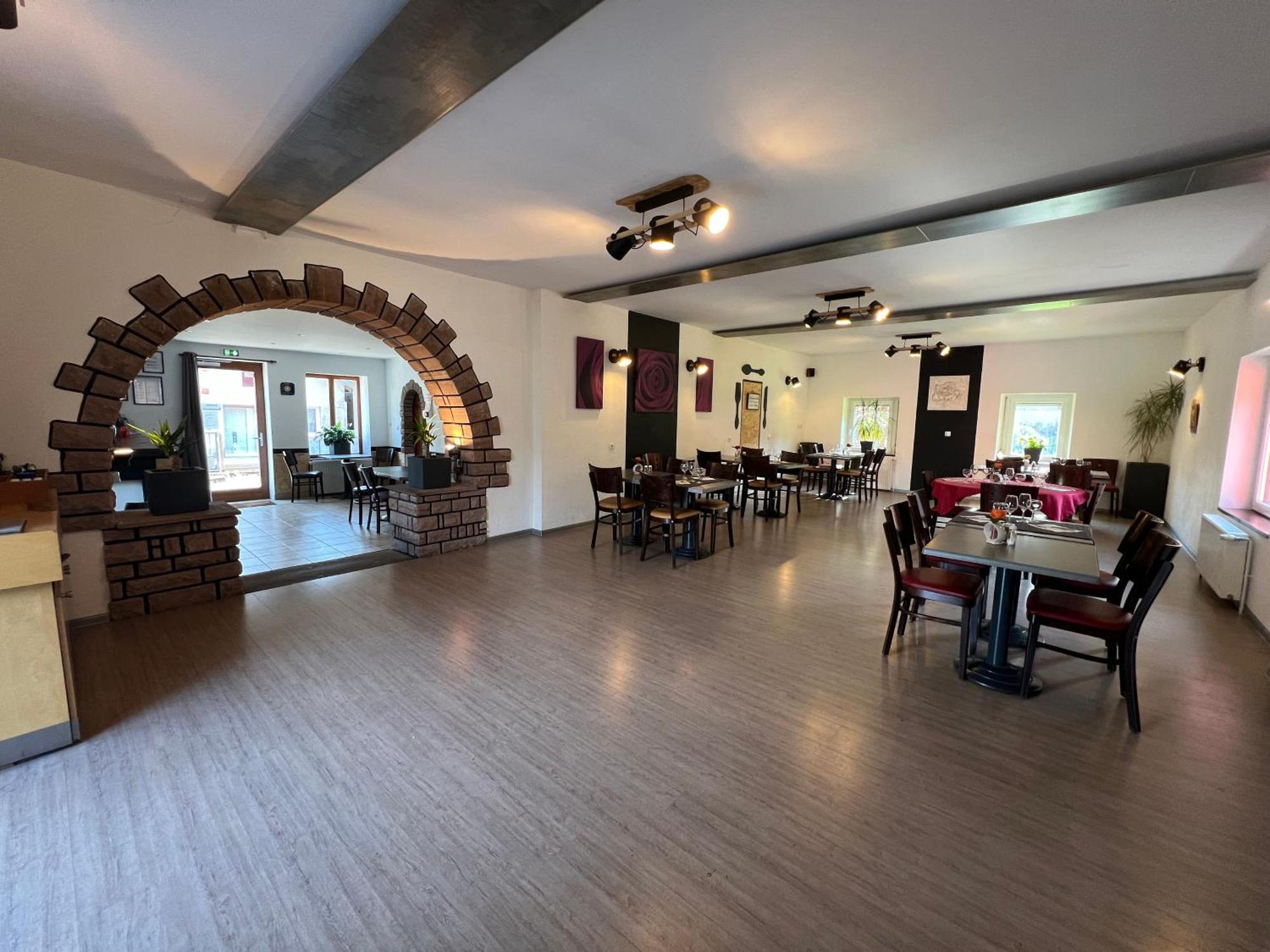 Auberge Restaurant La Roseraie Grandrupt Buitenkant foto